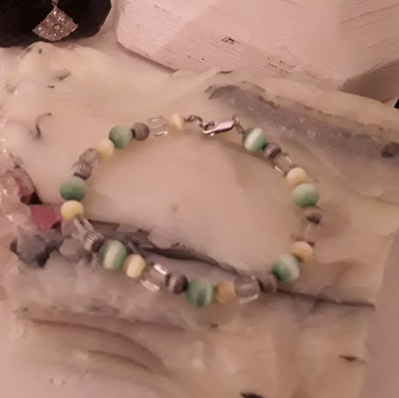 925 VTG. STERLING CAT EYE CORRUGATED BEAD BRACELET - Picture 4 of 8